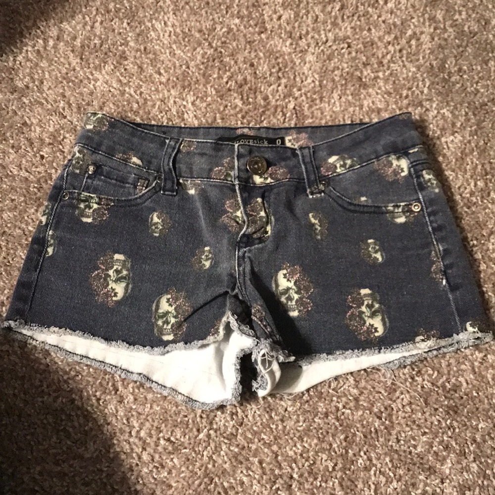 Lovesick skull shorts